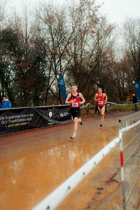 Lera Miller gewinnt DM-Bronze im Crosslauf 
