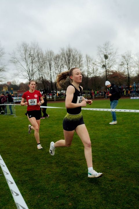 Lera Miller gewinnt DM-Bronze im Crosslauf 