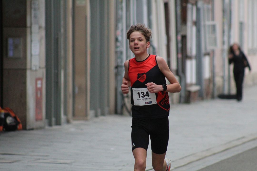 Felix Büchel und Jennifer von Hörsten gewinnen dritte Auflage der 5km-LM 